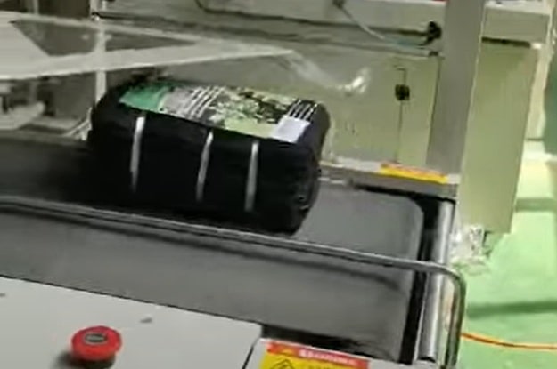 Side sealer shrinkwrap machine-min